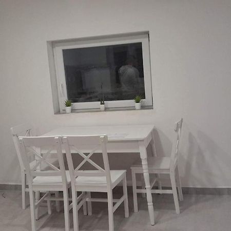 Horvath Apartman Apartment Keszthely Ngoại thất bức ảnh