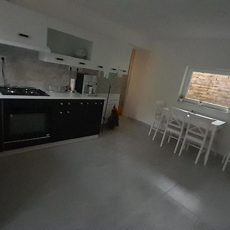 Horvath Apartman Apartment Keszthely Ngoại thất bức ảnh