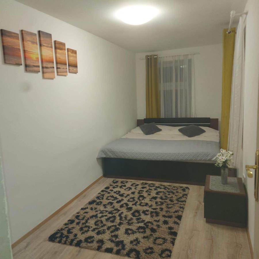 Horvath Apartman Apartment Keszthely Ngoại thất bức ảnh