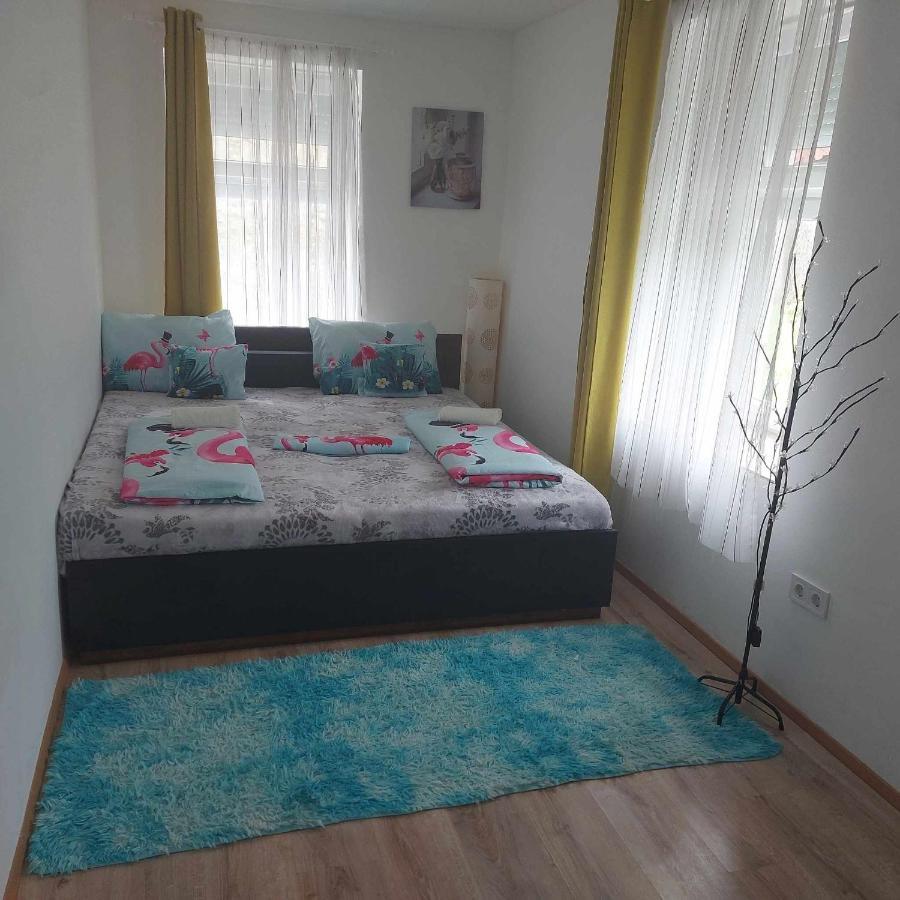 Horvath Apartman Apartment Keszthely Ngoại thất bức ảnh